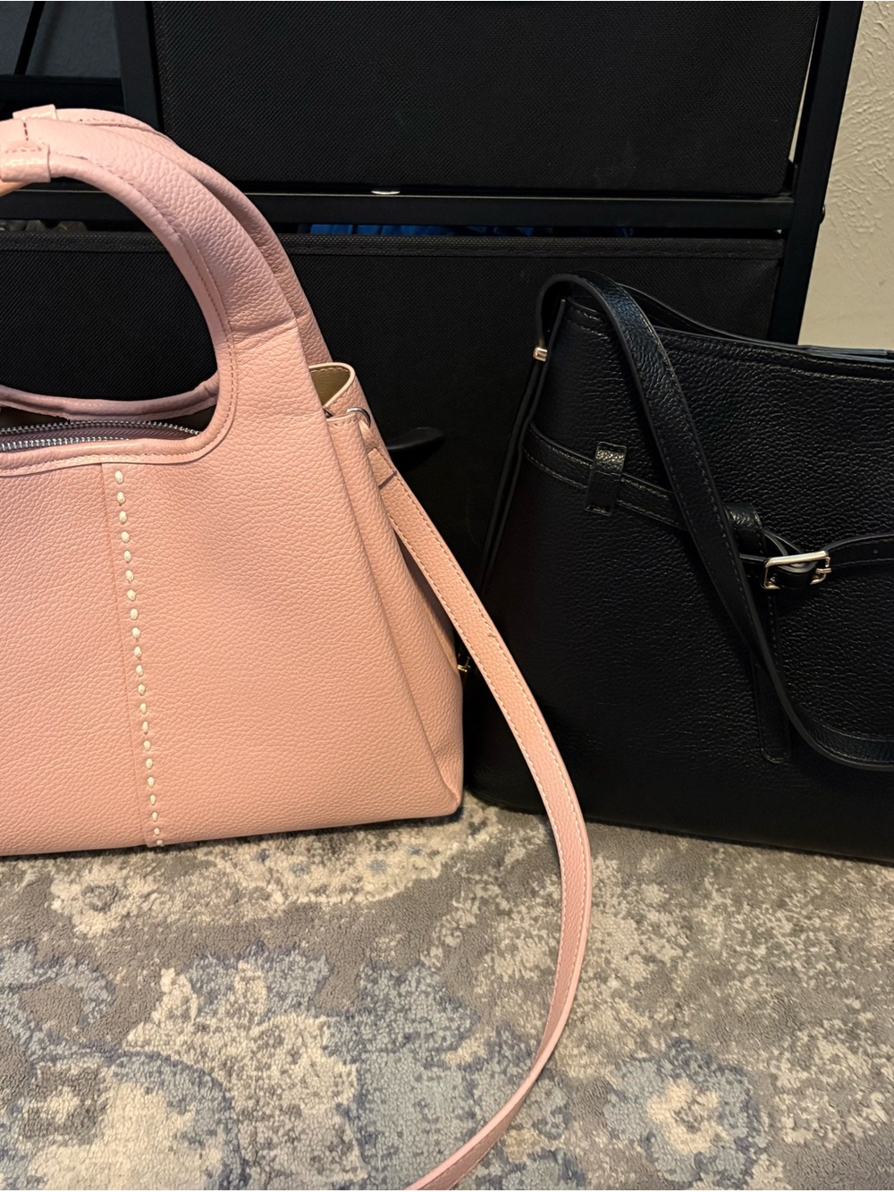 Women's Pink Pebbled Leather Shoulder Bag - Unbranded